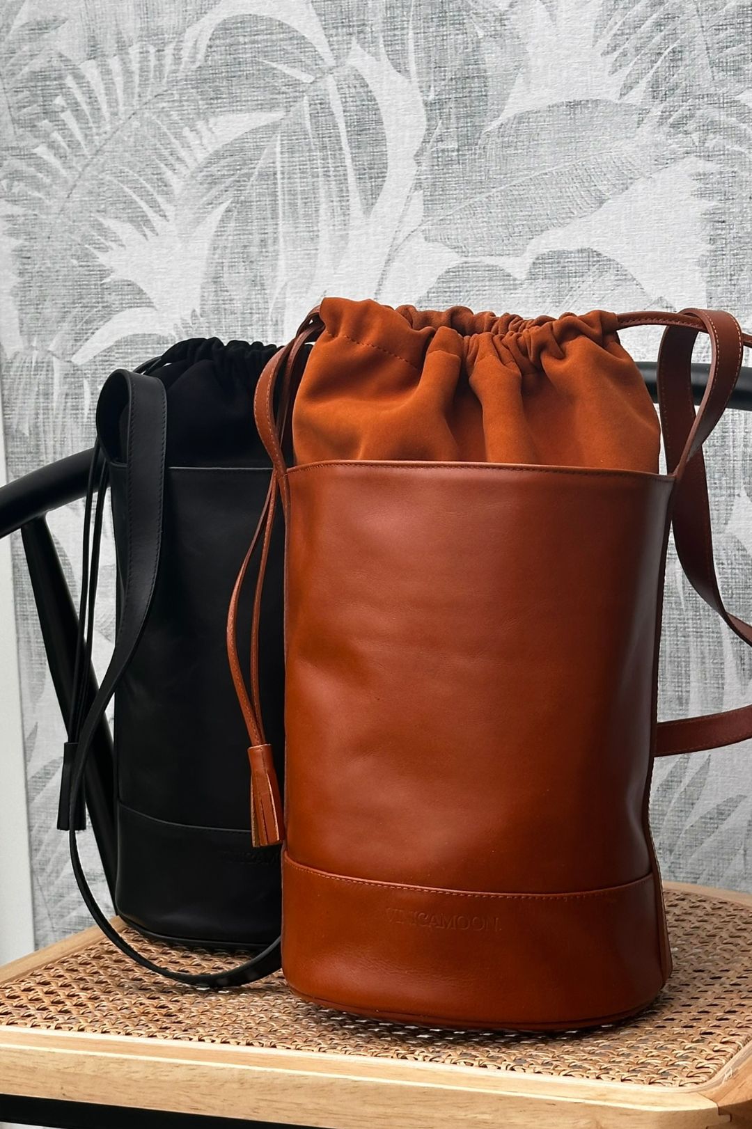 Bolso Cubo Piel Negro