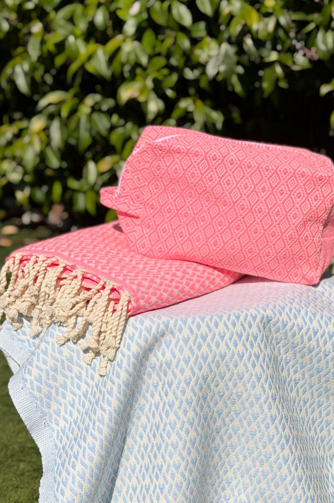 PACK Waikiki Rosa (Toalla + Neceser)