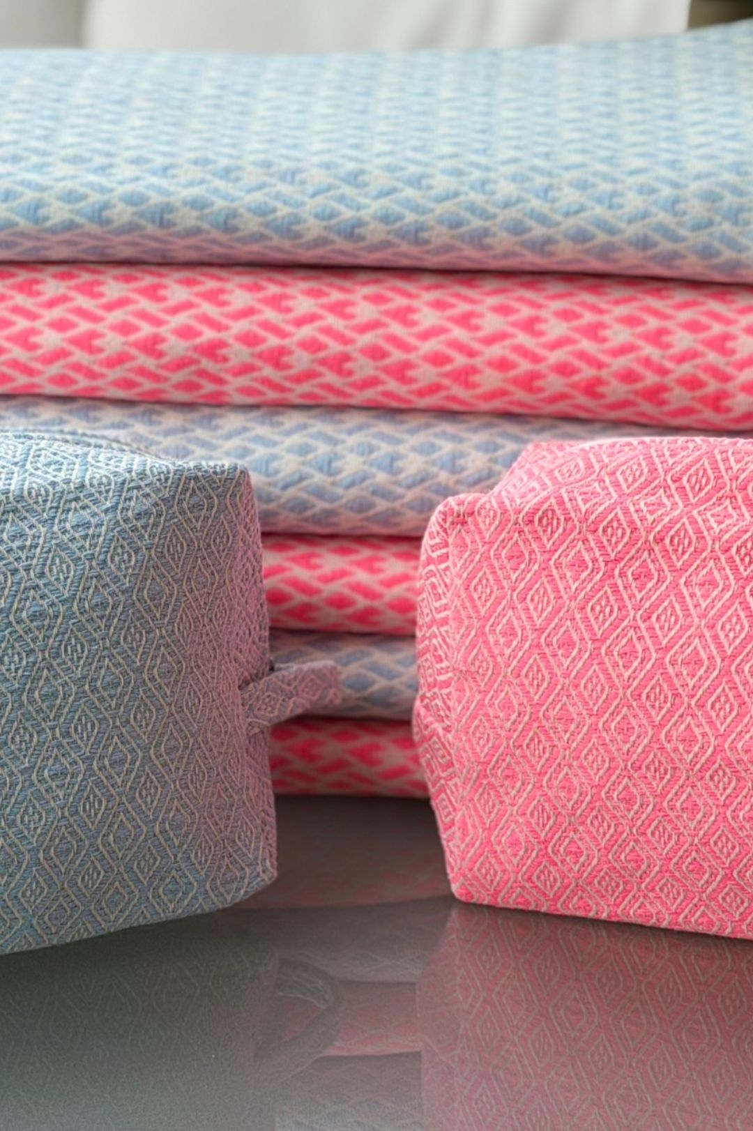 PACK Waikiki Rosa (Toalla + Neceser)