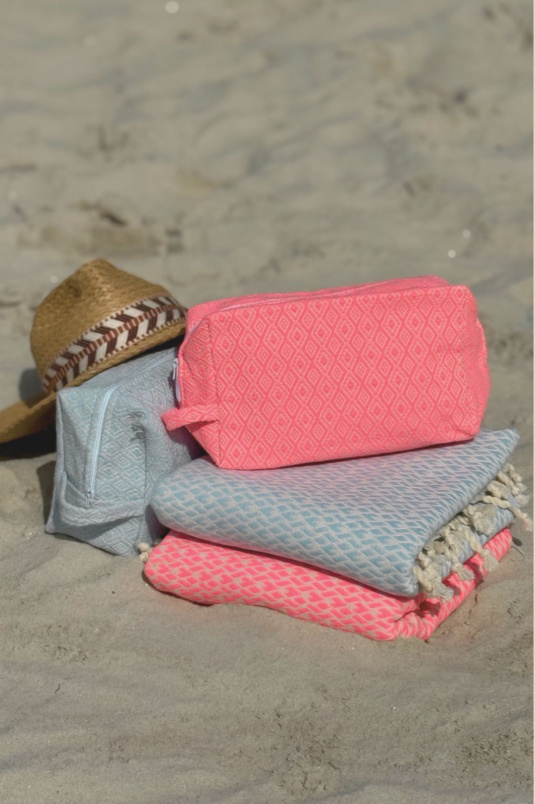PACK Waikiki Azul (Toalla + Neceser)